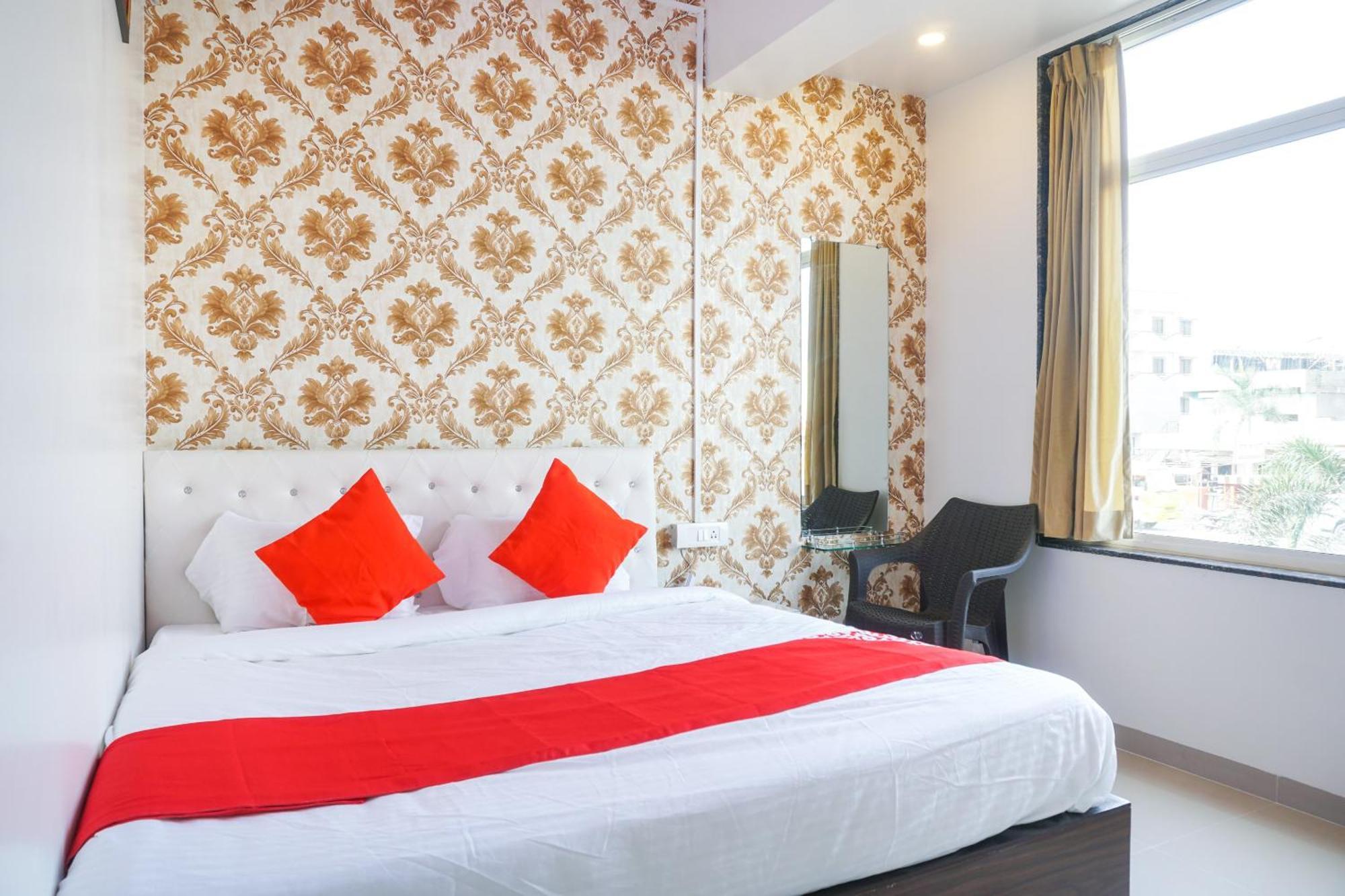 Hotel O Nitya Executive Phursungi Luaran gambar