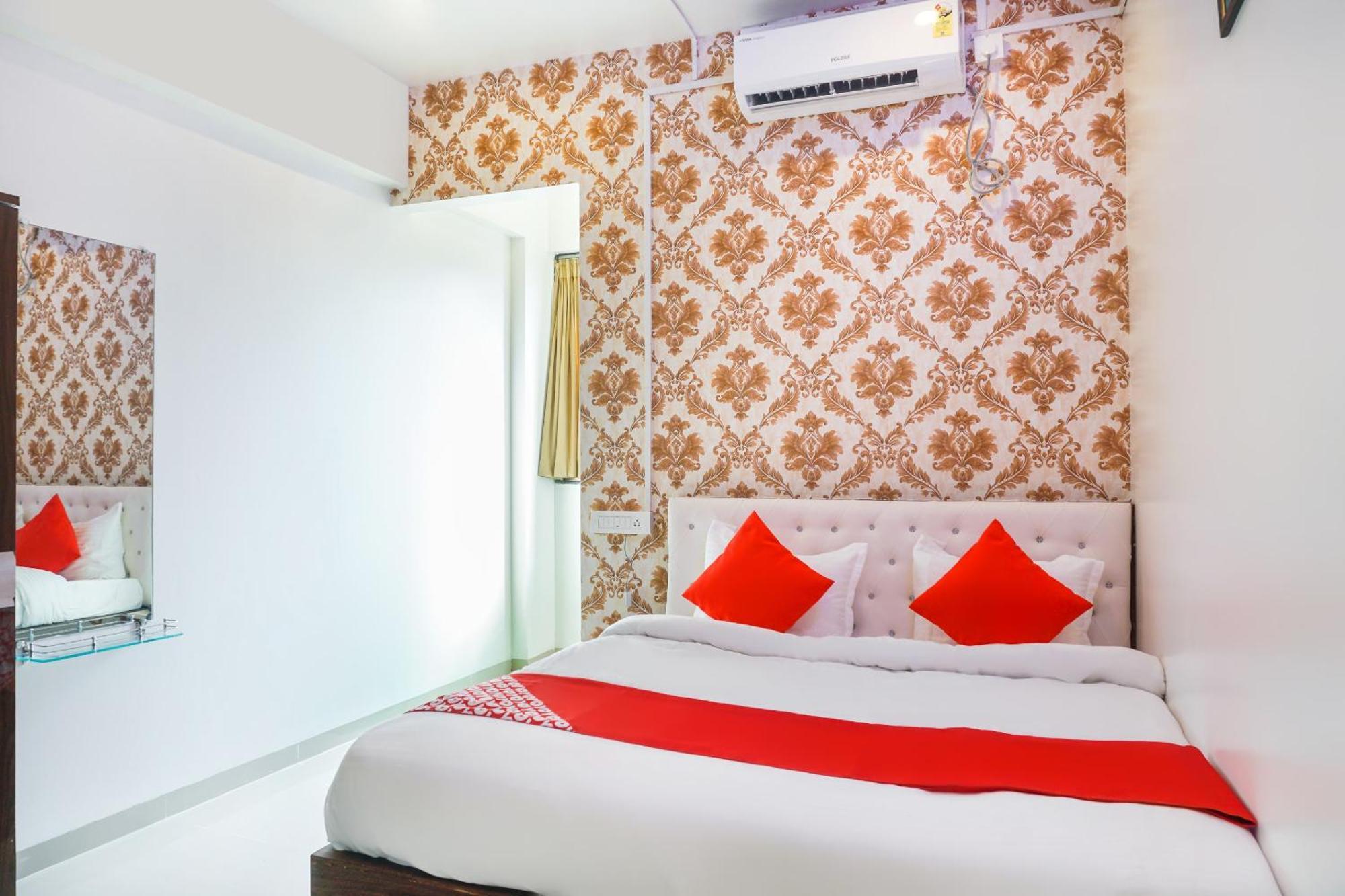 Hotel O Nitya Executive Phursungi Luaran gambar