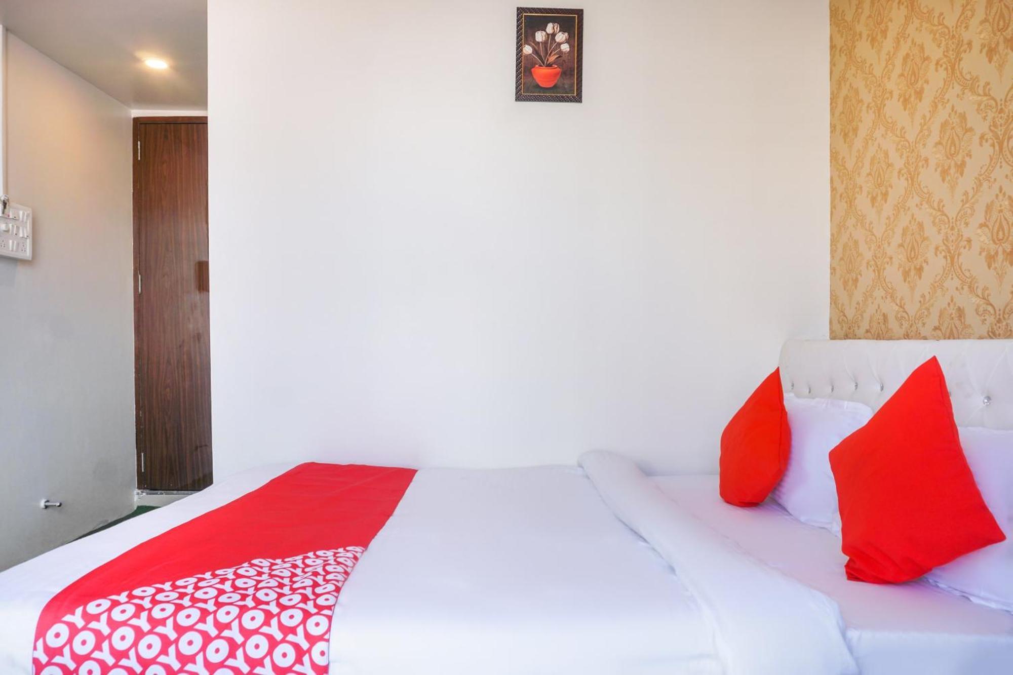 Hotel O Nitya Executive Phursungi Luaran gambar