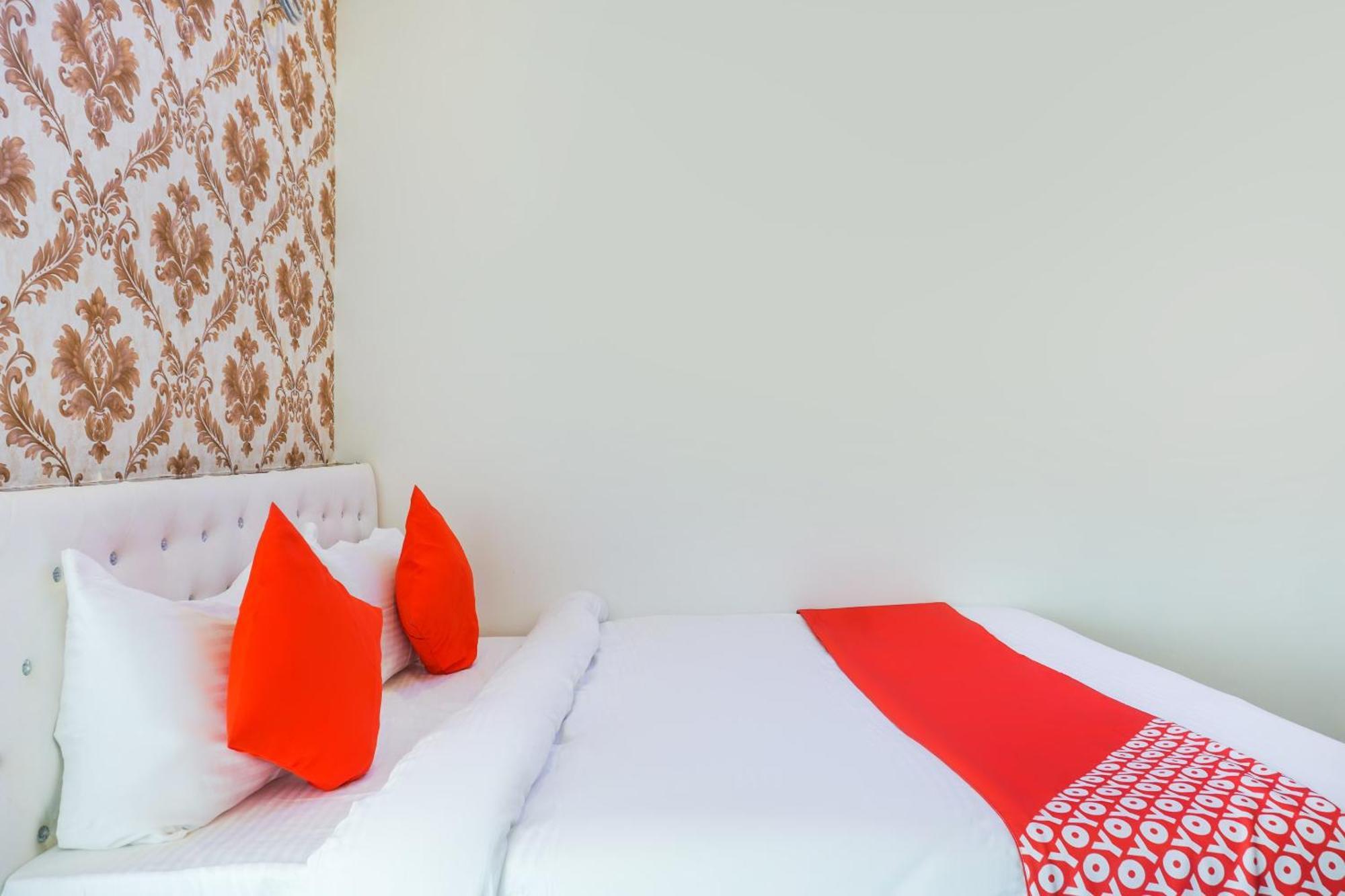 Hotel O Nitya Executive Phursungi Luaran gambar